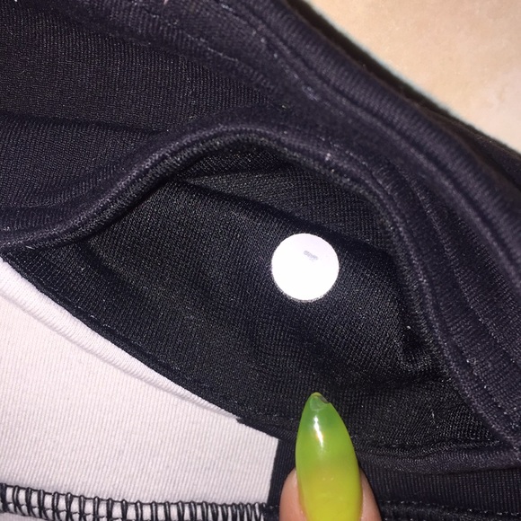 Lulu lemon pants - Picture 3 of 3